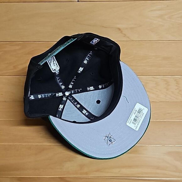 New Era 9Fifty Boston Celtics 2024 NBA Finals Side Patch Snapback Hat OSFM - Picture 8 of 8